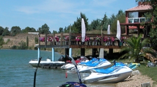  Alquiler de motos de agua Bellegarde 